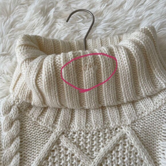 Viory Fisherman Style Cable Knit Sweater Turtleneck - Picture 2 of 5